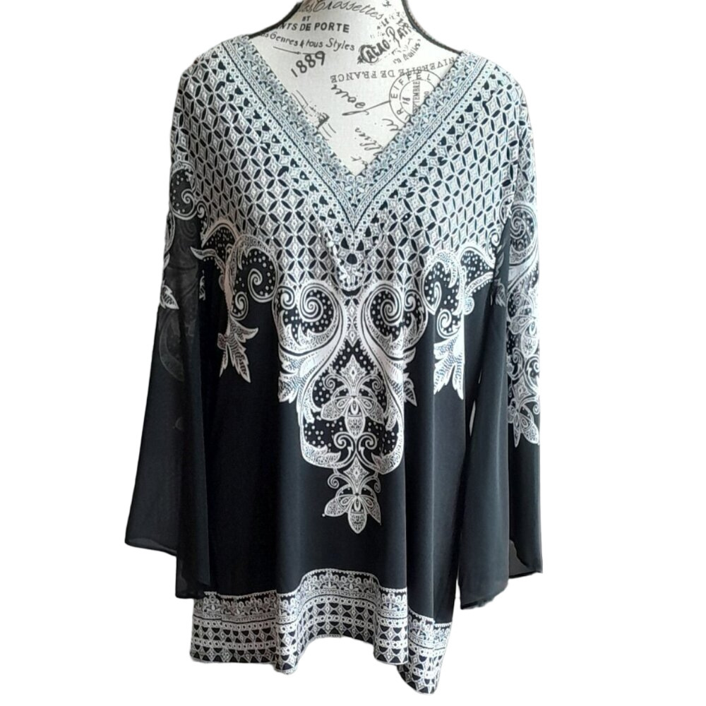 NWT JM Collection Paisley Mood Tunic
